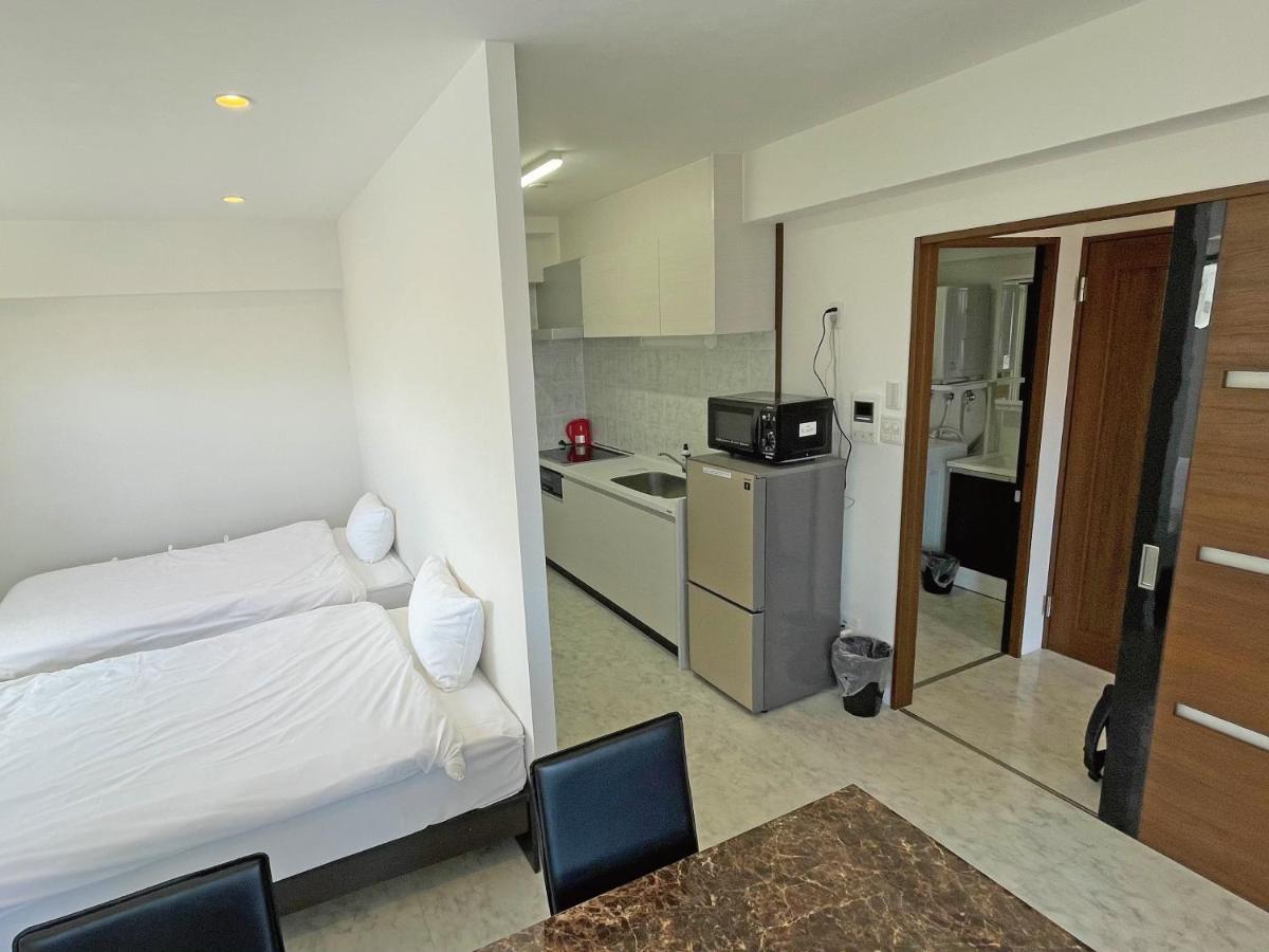 G-Ratis Omoromachi Aparthotel Наха Екстериор снимка