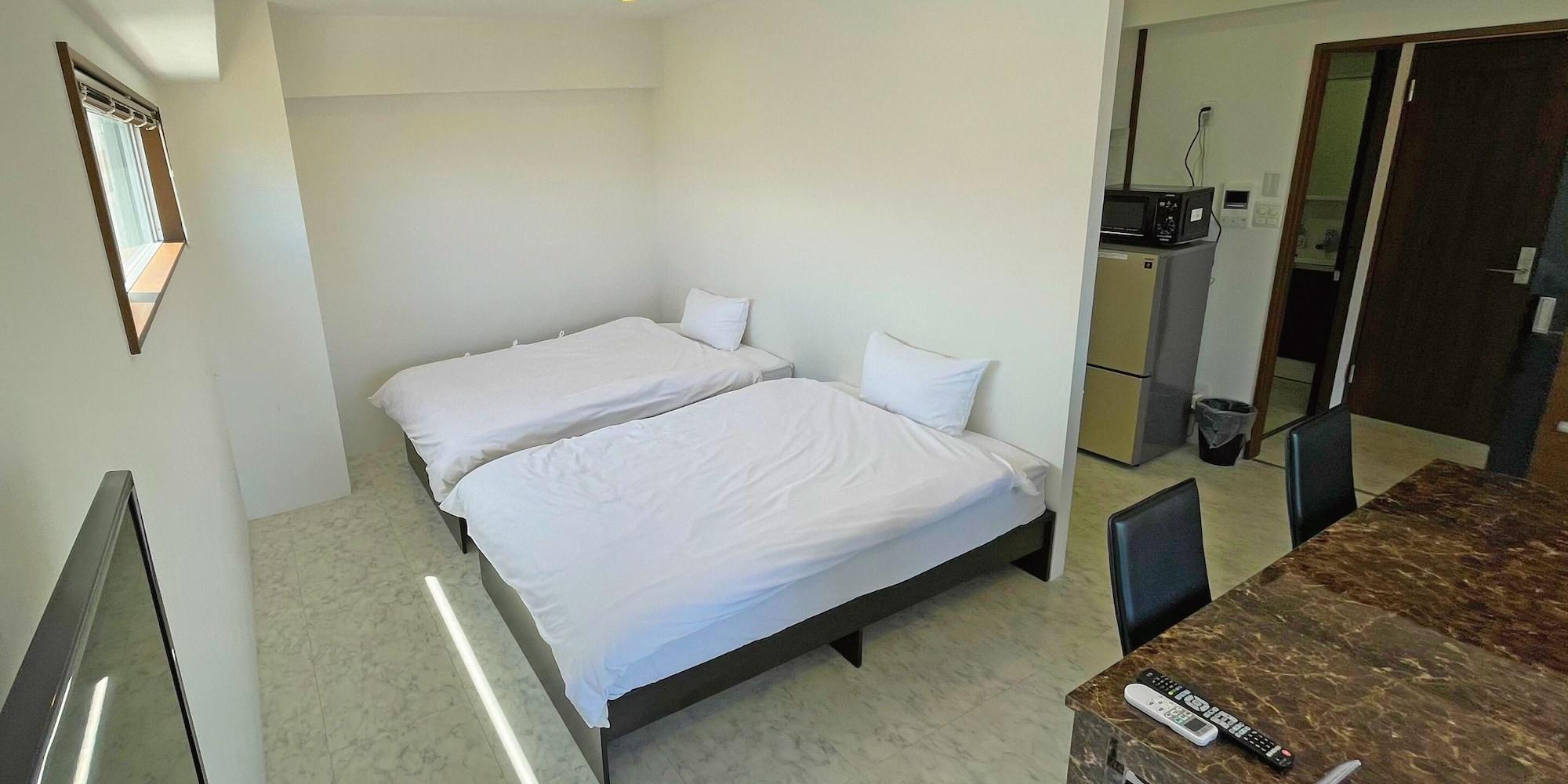 G-Ratis Omoromachi Aparthotel Наха Екстериор снимка