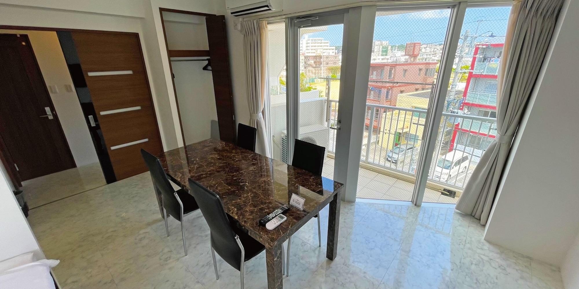 G-Ratis Omoromachi Aparthotel Наха Екстериор снимка