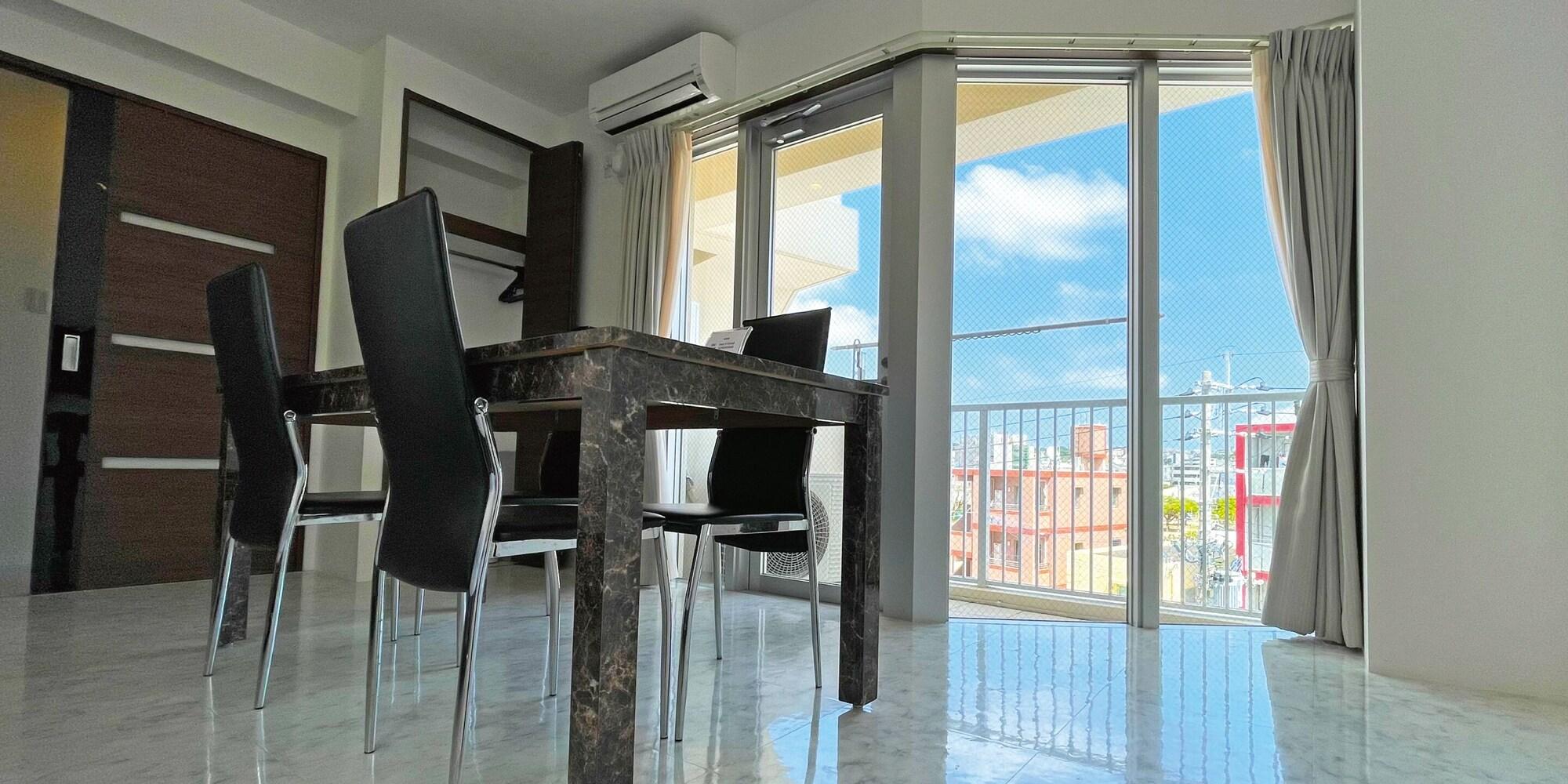 G-Ratis Omoromachi Aparthotel Наха Екстериор снимка